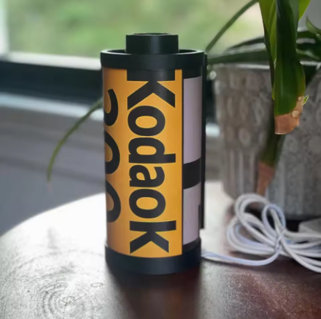 Urbanista® Creative Film Retro Night Light